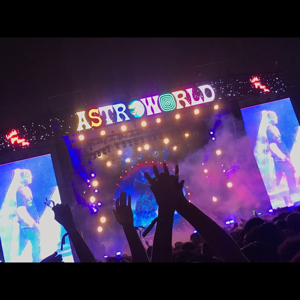 Meet your Posher, Ariana